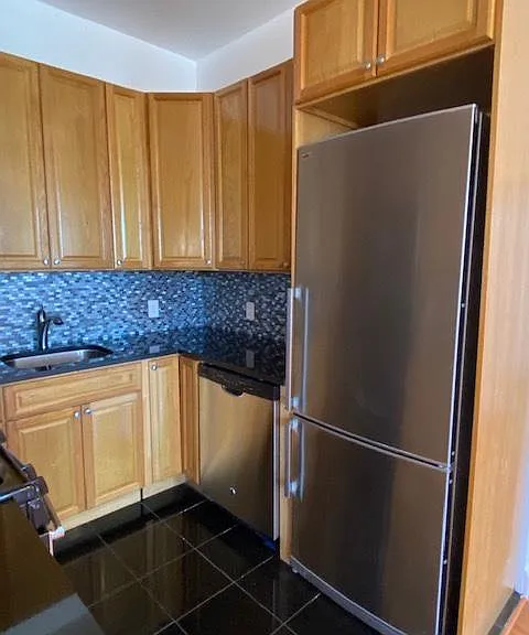 5940 Myrtle Ave #3 — Photo 8