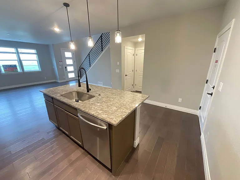 1721 Rose Quartz Hts — Photo 10