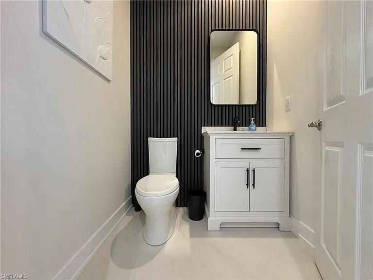 12667 Biscayne Ct — Photo 14