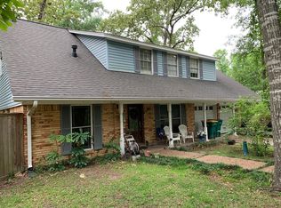 2007 N Thompson St, Conroe, TX 77301