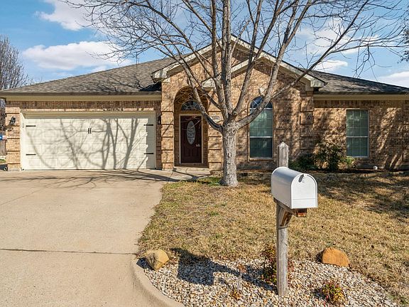 5th image of 2106 Deerwood Ct