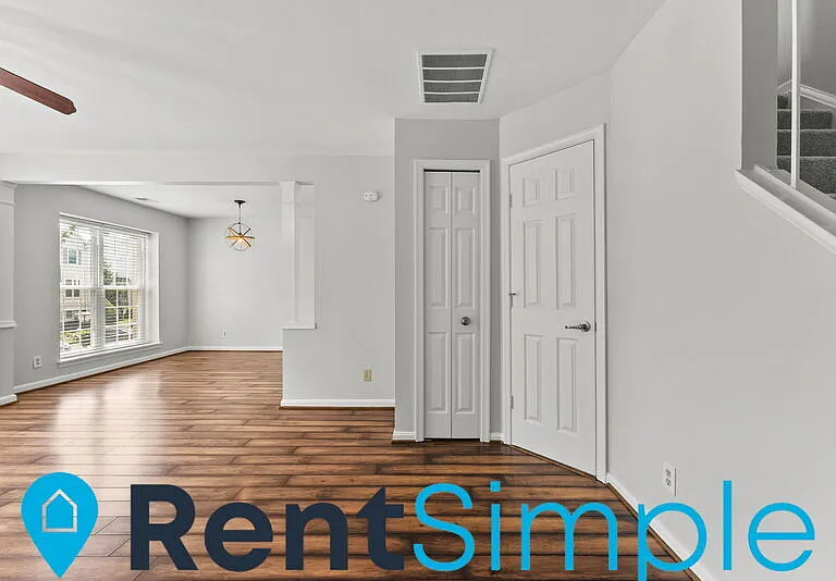 11192 Rienzi Pl #201 — Photo 5