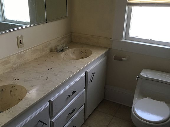 2nd image of 212 N Estelle Ave