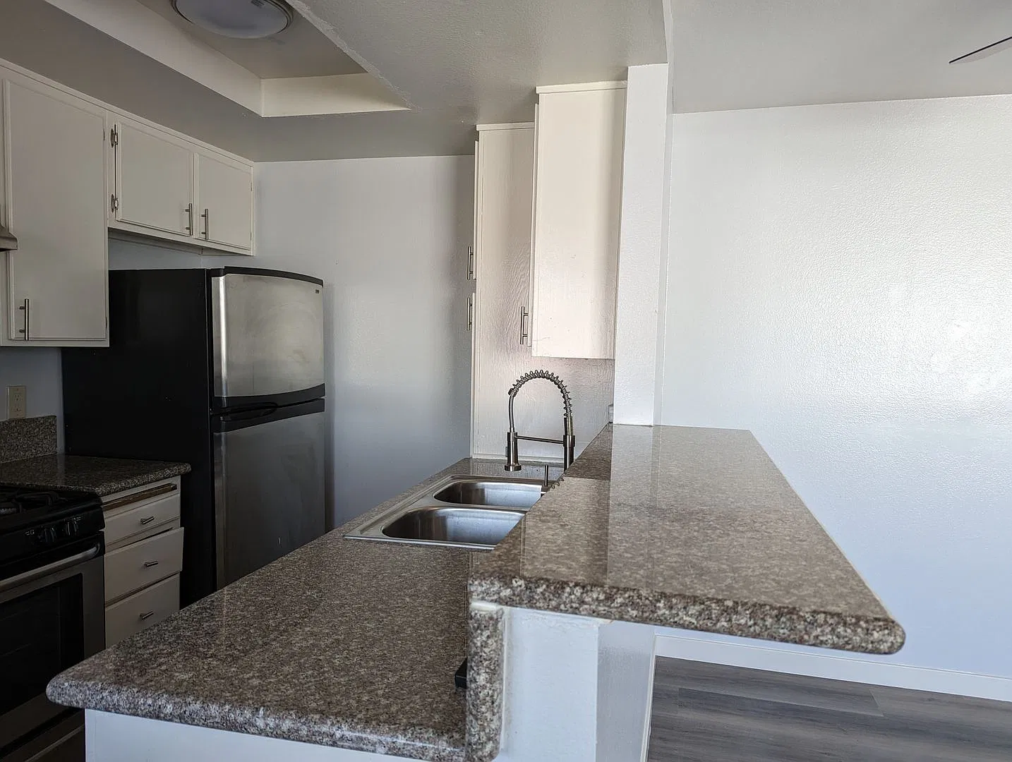 2 bed, 2.0 bath, $2,495 — Photo 2