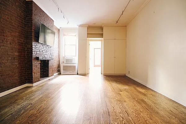 Rented by Tungsten Properties | media 12
