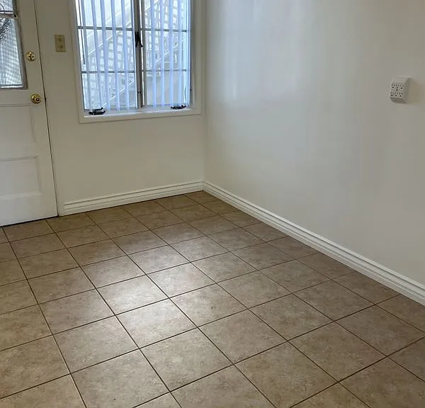 1767 Wabasso Way #1/2 — Photo 7