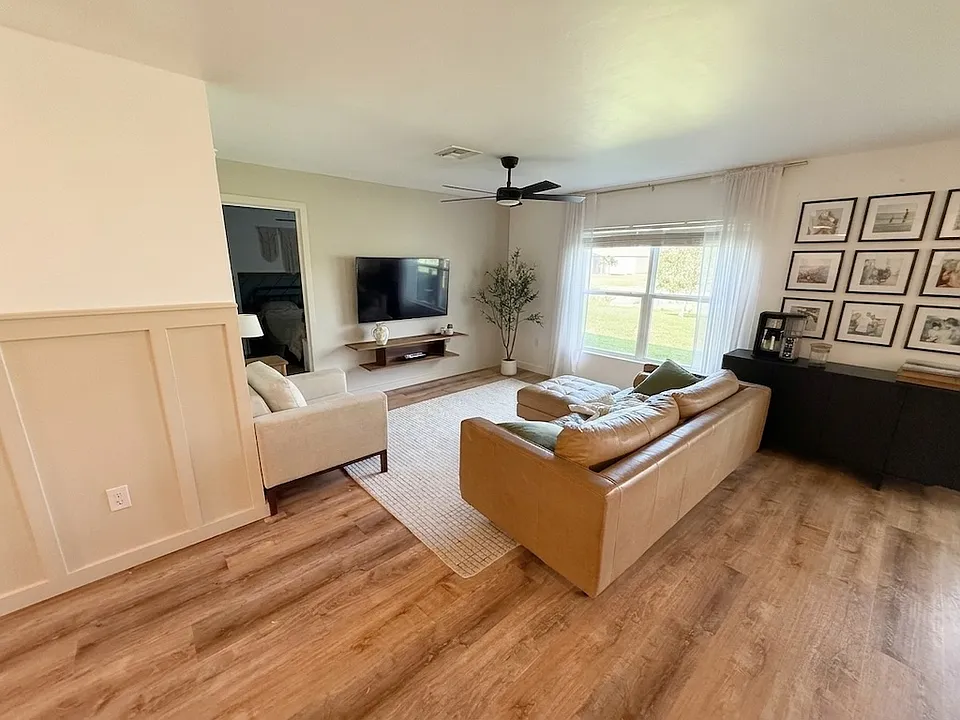 3192 Estancia Ln