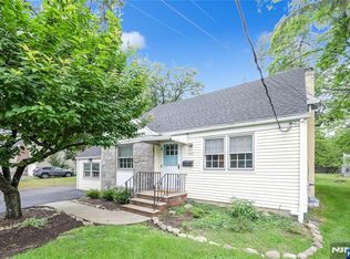 173 Park Ave, Park Ridge, NJ 07656