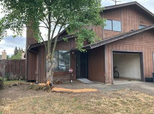 1362 Q St, Springfield, OR 97477