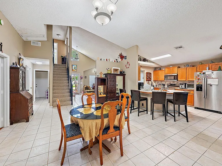 119 Hammocks Dr — Photo 4