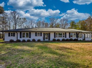 10 Wolfskin Rd, Arnoldsville, GA 30619
