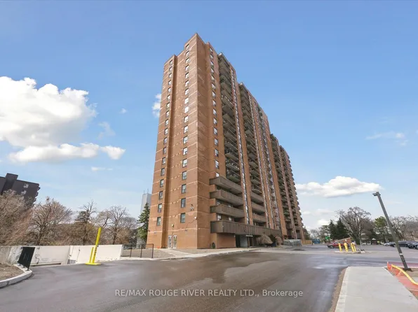 90 Ling Rd #907, Toronto, ON M1E 4Y3