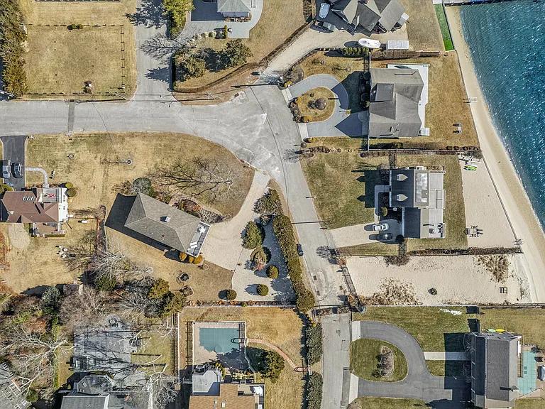 36 Nautilus Dr — Photo 23