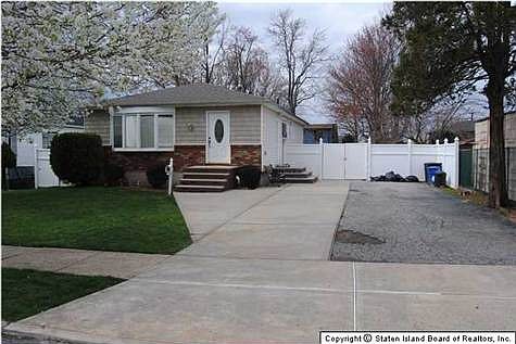 1st image of 11 Stroud Ave