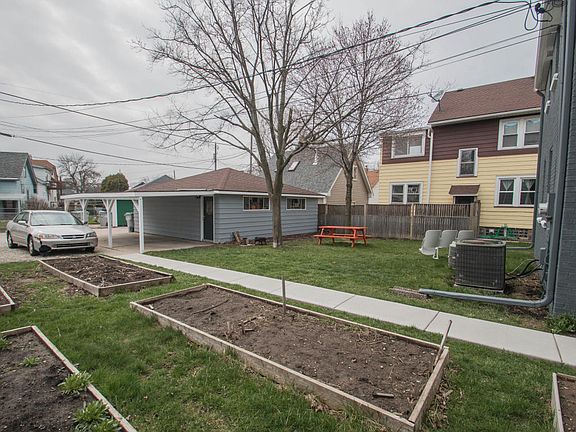 4th image of 3417 S Kinnickinnic Ave #3419