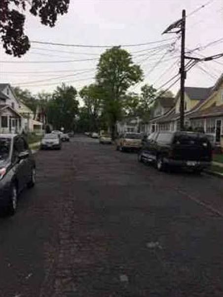 2nd image of 1384 Isabella Ave