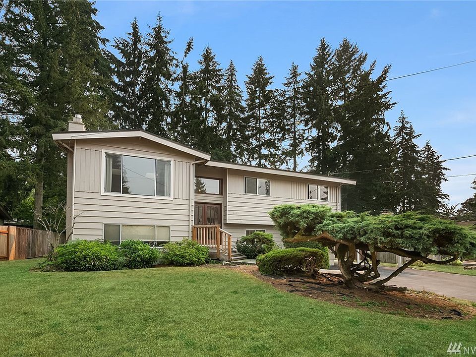 1st image of 8627 NE 137th St