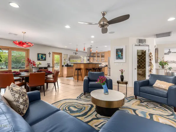 2909 E Las Rocas Dr, Phoenix, AZ 85028