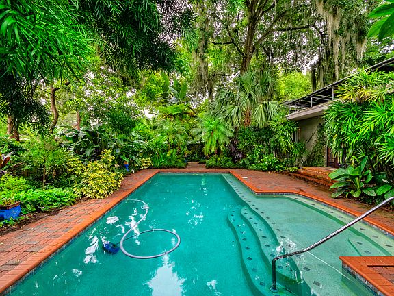 5th image of 2319 Cherrywood Ln