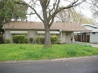 2013 Elmhurst Dr photo 1