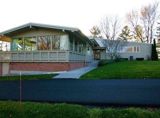 706 Wakefield Cir, Kendallville, IN