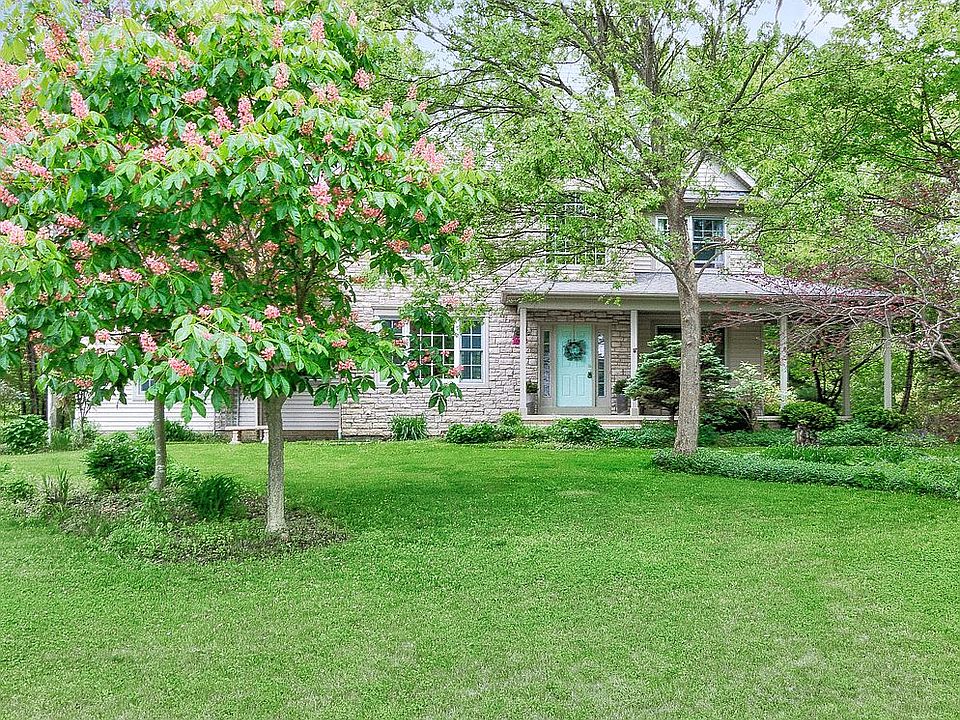 1st image of 8140 Carrington Pl