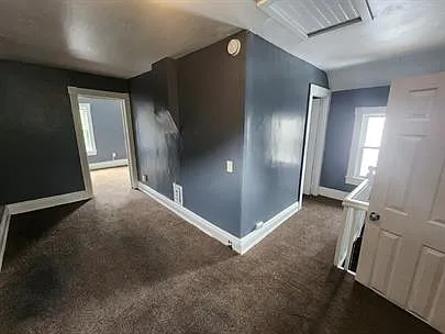 80 Parsells Ave — Photo 11