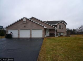 5447 279th St, Wyoming, MN 55092
