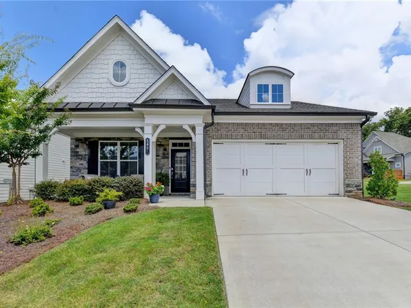 1621 Saddlegate Dr, Canton, GA 30114