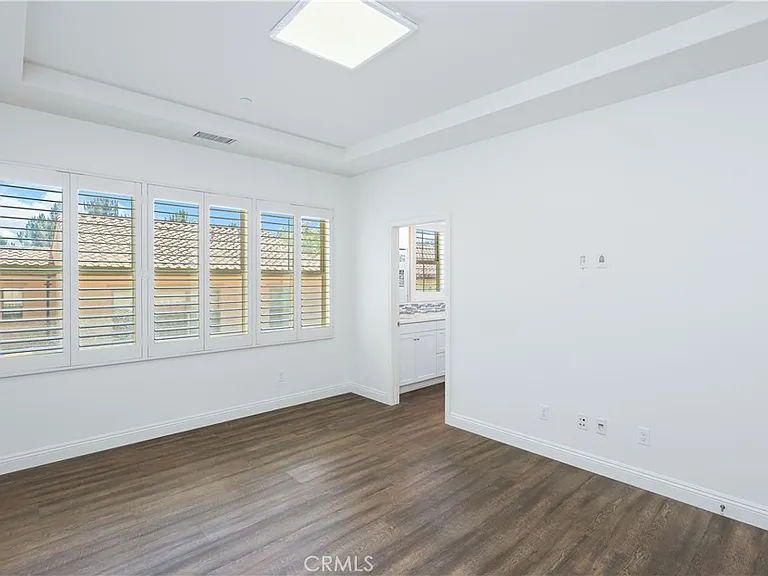 37 Larkfield — Photo 27