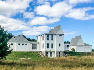 5613 Division Rd, Harbor Springs, MI 49740