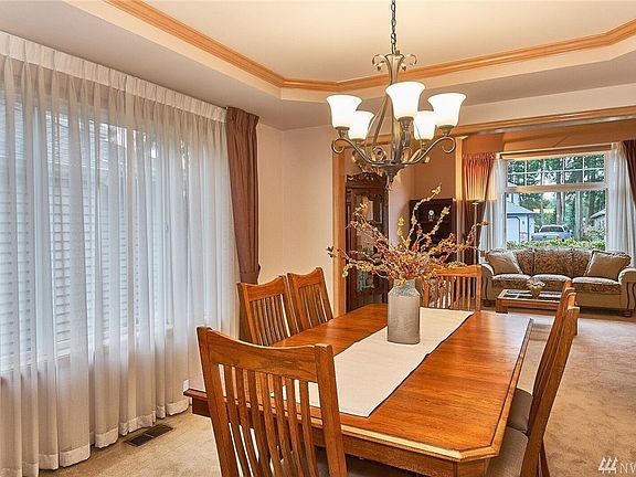 5th image of 26021 Lake Wilderness Country Club Dr SE #C