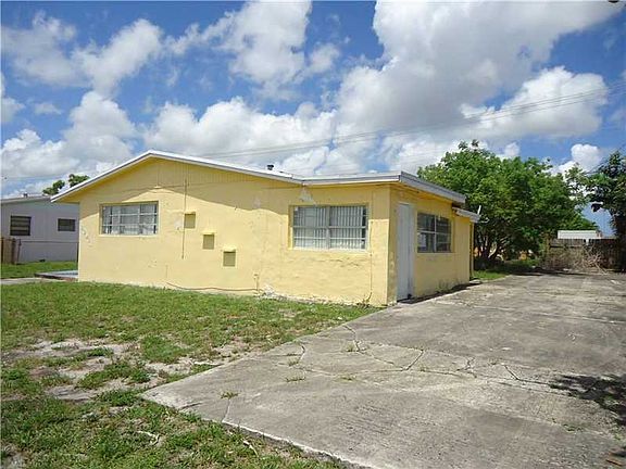 3rd image of 20901 NW 30th Ct