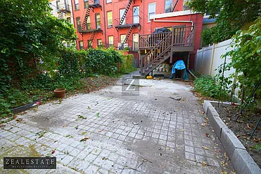 Rented by ZealEstate Group Inc