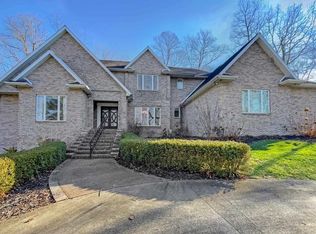 1987 Grandview Dr, Jasper, IN 47546