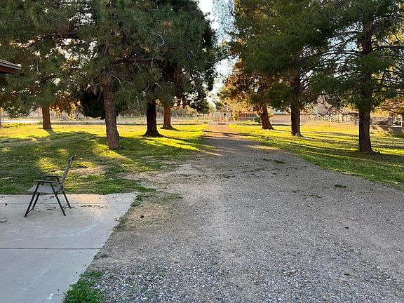 2nd image of 5739 S 107TH Avenue