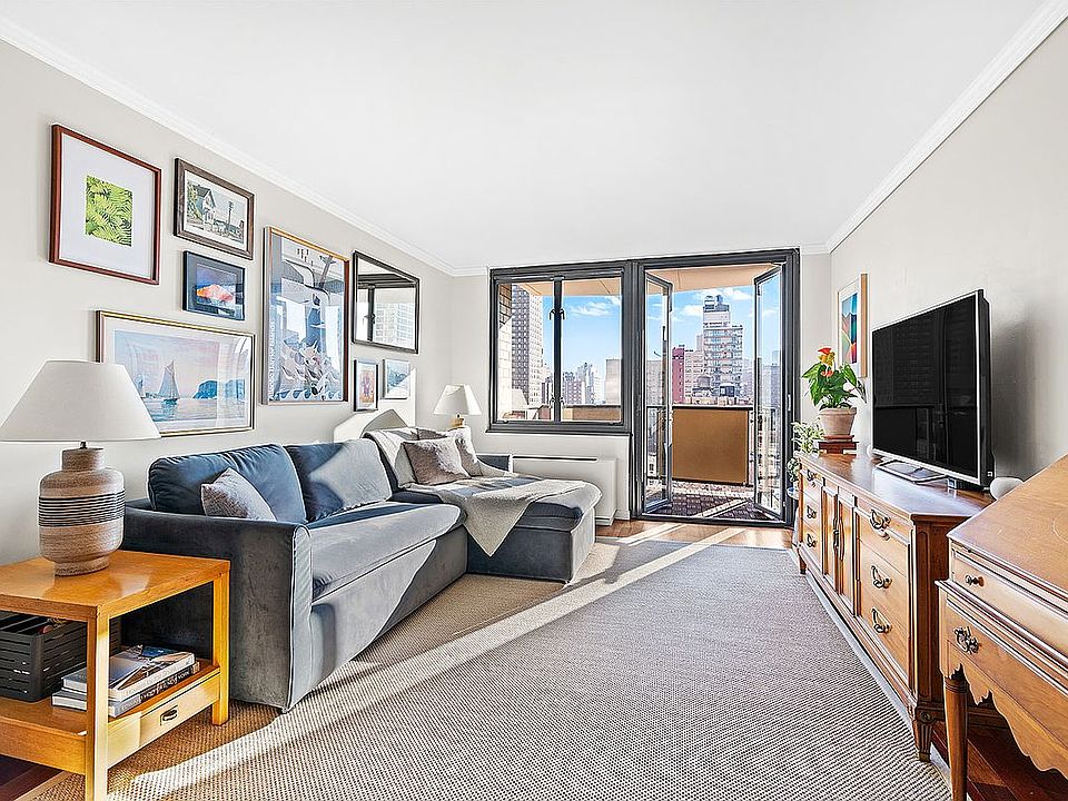 1st image of 407 Park Ave S APT 11D
