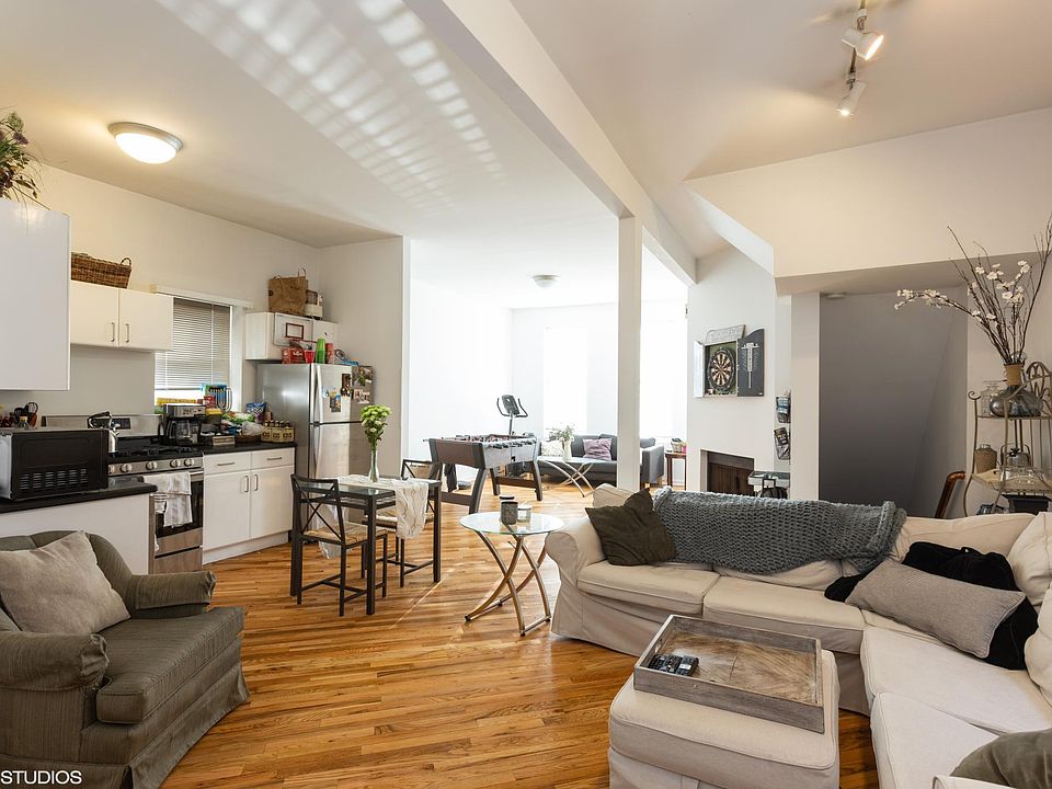 Open Living/Dining Area
