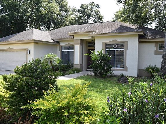 2nd image of 999 Autumn Glen Ln