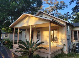 200 Dogwood Dr, Pensacola, FL 32505