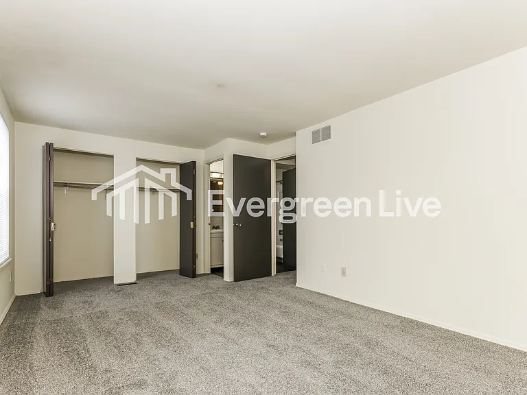 7775 Mount Hood Dr — Photo 8