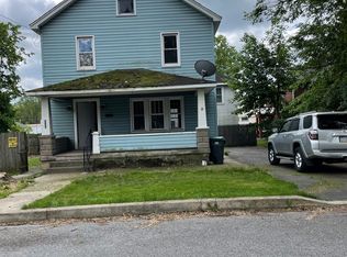 220 Pokona Ave, Stroudsburg, PA 18360