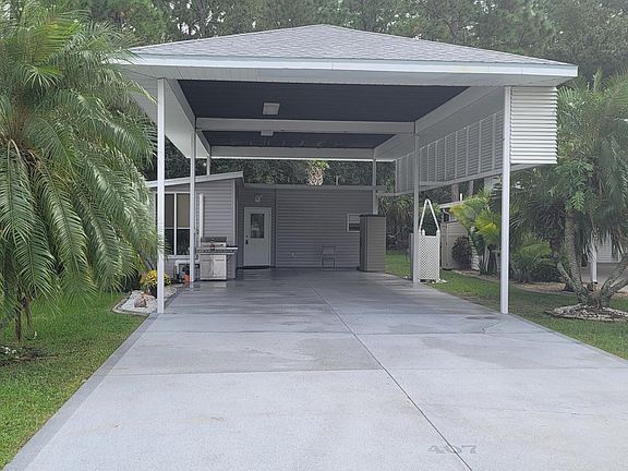2nd image of 407 Plantation Dr