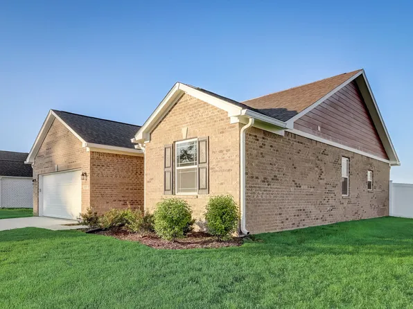 1257 Bontrager Ln, Shelbyville, IN 46176