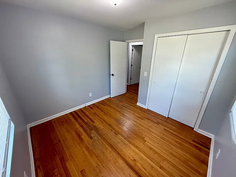 2457 Derwent Dr — Photo 8