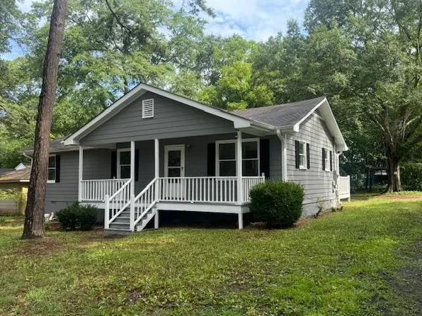 724 Smith St, Rockmart, GA 30153
