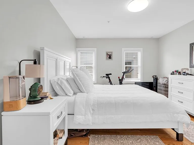 157 Hancock St #14 — Photo 11