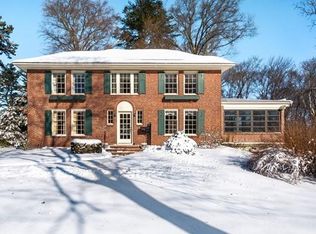 123 Pinehurst Rd, Belmont, MA 02478