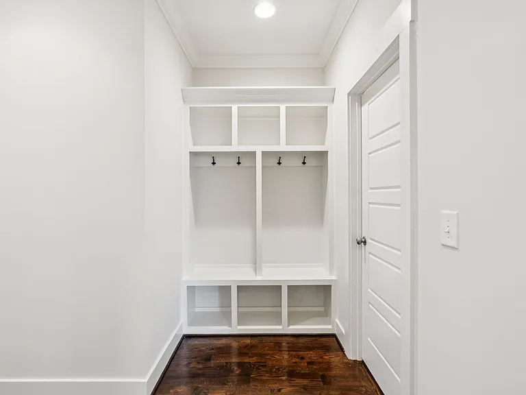 4704B Michigan Ave — Photo 21