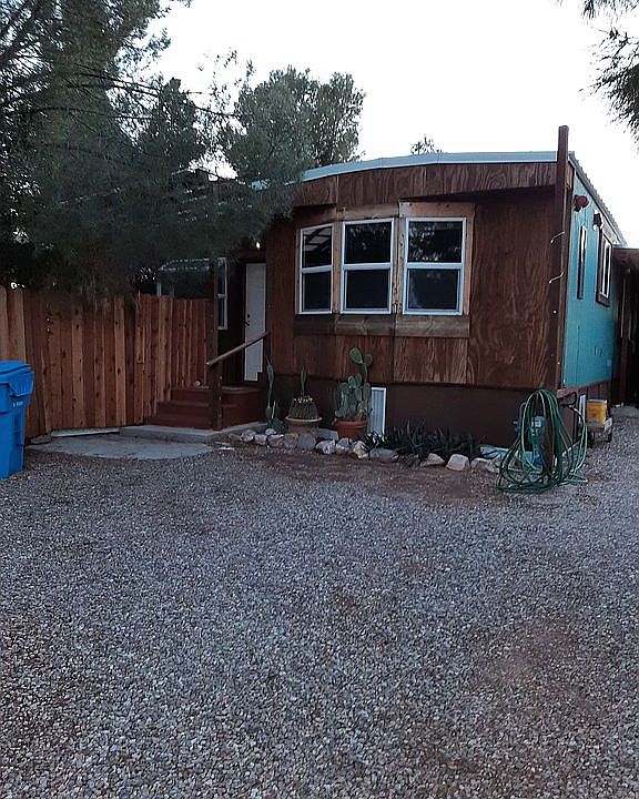 1st image of 292 N Warren Rd